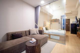DFour Space Apartment with Infinity Pool City Centre - 3