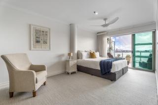 Waterfront Escape, Princes Wharf with Carpark - 7