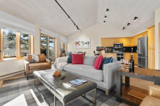 RMR: Teton Pines 3443 Townhome in Wilson WY - 9