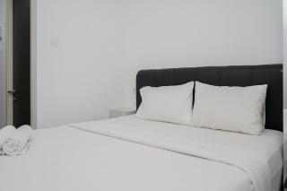 Comfort and Simply Studio Room at Serpong Garden Apartment By Travelio - 2