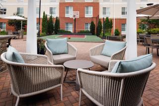 Homewood Suites New Brighton - 9