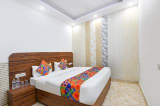 FabHotel Lotus Star - 8
