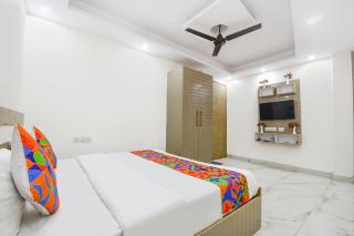FabHotel Lotus Star - 1