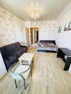 Home67b - 5