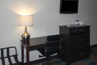 Quality Inn North Vernon - 5
