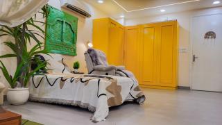 VacationBuddy Designer Duplex Home with Terrace & Nr Metro Airport - 8