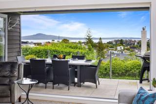 Ocean View Spacious 5BR Retreat for Families - 4