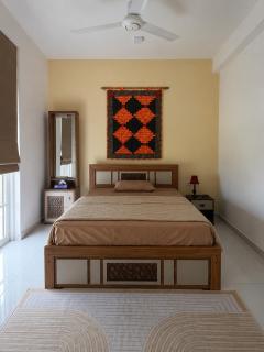 Tranquil 2BR Heaven - A Peaceful Escape in Sri Lanka - 6