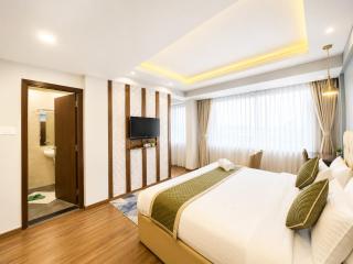 Hotel Durga Palace - 4