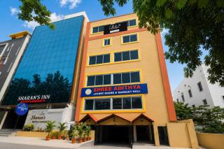 Super Collection O Kakatiya Hills Formerly Shree Adithya Luxury Rooms - 1