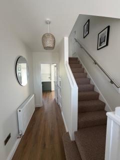 Renovated 3 Bed Home 4 Beds Parking for 2 Vans i54 M54 M6 & Wolverhampton - Wolverhampton - 9