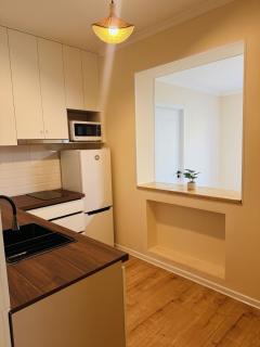 Newly renovated, great location, modern&elegant - 3