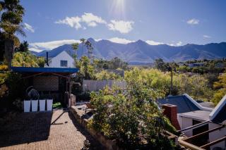 Serenity Cottage - 4