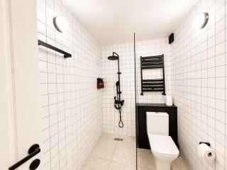 Niari Apartment 7 in old Batumi - 4