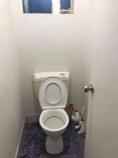 R2 Bright Spacious Room near Perth Airport with AC - 1