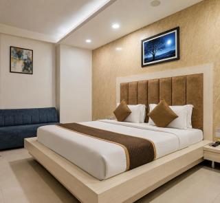 Hotel 7th Heaven - Newly Built Best Couple-Friendly Hotel in Delhi - 7