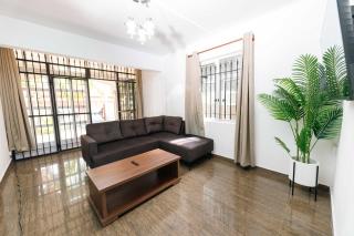 2 bedroom apartment close to the mall - 2