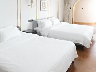 Dayin International Youth Hotel-Near Xinhua Road -Jiaotong University -Free Laundry Luggage Storage -24H Front Desk-English Service - 5