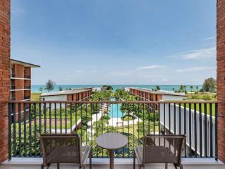 Pullman Khao Lak Resort - 9