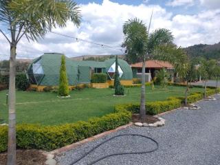 Charming Lodge Retreat in Tinjac, Colombia - 9