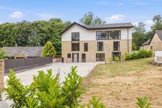 The Huddersfield House - 2