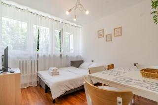 Park Śląski Bright Apartment by BookingHost - 2