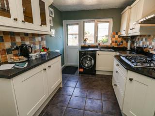 Cove Cottage - 2