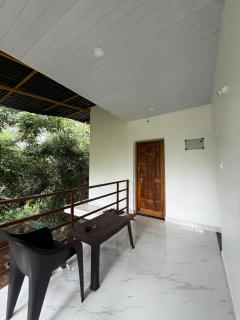 Tangerine House - 6