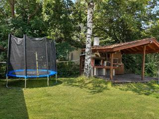 Villa Yarema Mountain Relax with Hot Jacuzzi & Sauna by BookVillaBG - 5