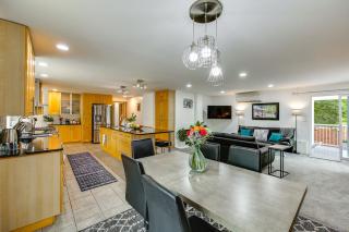 Redmond Retreat w/ Fenced Yard & EV Charger - 1