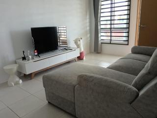 Homey Homestay Seremban - 0