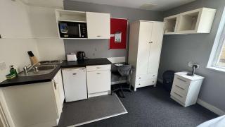 Modern Central Coventry Budget Single Studio - 1