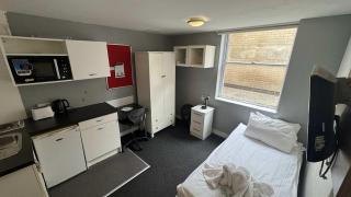 Modern Central Coventry Budget Single Studio - 2