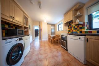 Stylish Chalet Oranmore Galway Sleeps 5 - 2