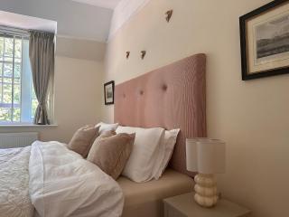 Fossils, Beaches and Cosy nights at Langmoor Manor - 4