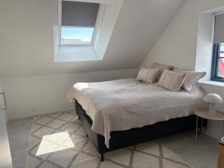 Beautifully Renovated Apartment in Herrvik - 4