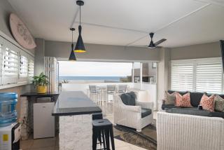 Ballito Beachfront Villa, LOAD SHEDDING FRIENDLY - 0