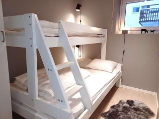 Central Apartment with Sauna & Balcony - 9