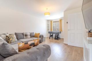 Spacious and Cosy 3-bed Home in Bedford by Renzo Free Parking Close to A6 - 7