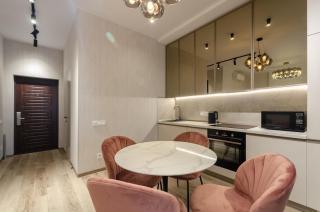 11-149 Zhemchuzhina 38 2-bedroom, Zhylianska 68, Kyiv centre, stunning city view, 15 kW backup power, Petrovdom Apartment - 1
