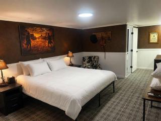 Suite 103 - 6