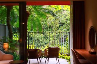 SeaView-Mountainview Apartment with Super-King-bed and Bathtube in Flamingo CatBa Beach Resort - 6