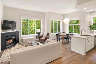 Urban Escape - Newly Remodeled Home - Bellevue - 8