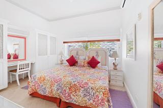 Beachfront Tropical Retreat - Belair - 1