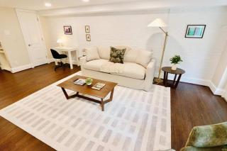 Charming Retreat on Swann - 6
