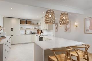Luxury Condo on Beach - Coral Cove 7 - 4