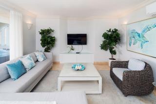 Modern Beachfront Condo - St Peters Bay 402 - 5