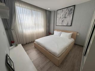 Premium 2 BR Near SECC - 3