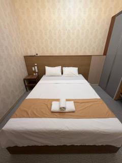 R Sunset Hotel - 8