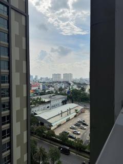 Landmark 6 1BR City View, Daily Cleaning SOFA BED - 7